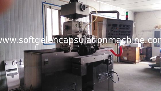 máquina da capsulagem do gel da capacidade 15kg/H completamente automática para o líquido/cápsula