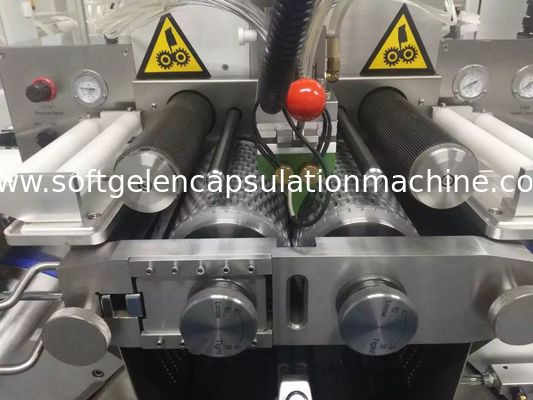 Máquina farmacêutica da capsulagem de R &amp; de D Softgel com capacidade pequena S403