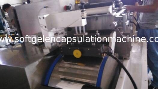 7 polegadas morrem máquina da capsulagem de Softgel do rolo para o óleo de Cbd, 1 ano Warantee
