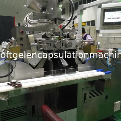 As caixas de cobre encerram a cápsula de Softgel das peças da máquina de enchimento que faz a máquina