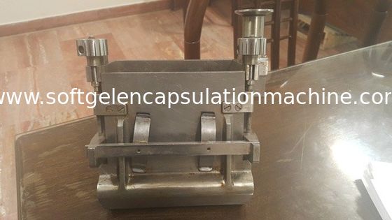 Máquina vegetal da cápsula de Softgel da bomba da cunha da injeção da caixa de Robbion Spreder da gelatina