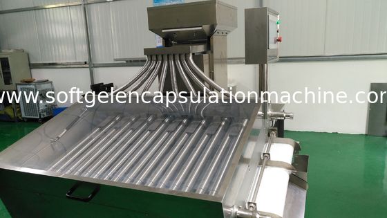 Máquina macia de aço inoxidável da capsulagem da gelatina para a cápsula oblonga oval do óleo/vitamina de peixes da forma